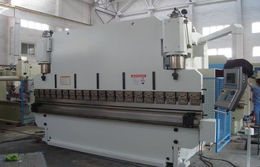 Mesin bending baja keselamatan CNC Hydraulic Press Brake Benchtop 10000KN 1000T / 6000mm