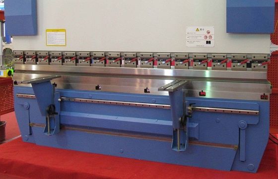 Efisiensi tinggi CNC Hydraulic 3mm 100 Ton Press Brake & Mesin Bending