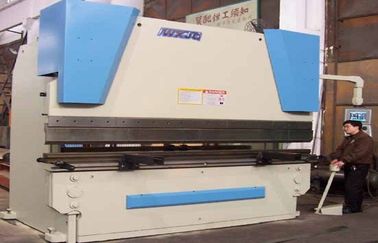 6mm V Groove CNC Hydraulic Press Brake Mesin untuk Pelat Untuk Bending Baja 160T / 3200mm