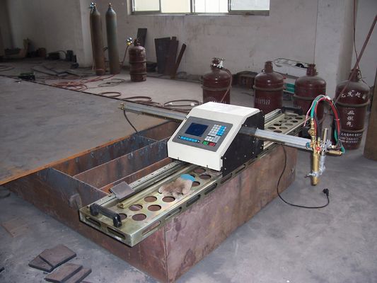 CNC portabel Flame Cutting mesin, Mesin tiang lampu untuk memotong tiang lampu pelat dasar