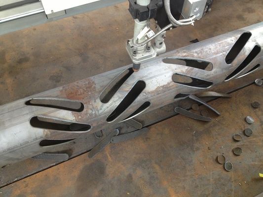 2500 mm Mesin Pole Cahaya, CNC Plasma Light Pole Pintu Mesin Pemotong